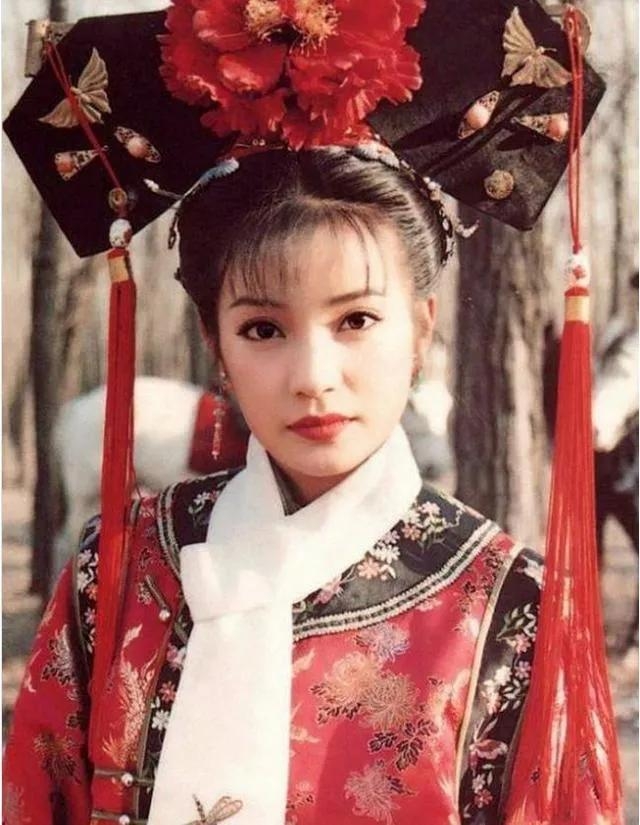 Khi mỹ nhân Hoa ngữ chẳng giữ nổi tình yêu: Phạm Băng Băng cay đắng, Triệu Vy 2 lần bị ruồng bỏ - Ảnh 6. Khi mỹ nhân Hoa ngữ chẳng giữ nổi tình yêu: Phạm Băng Băng cay đắng, Triệu Vy 2 lần bị ruồng bỏ - Ảnh 6.