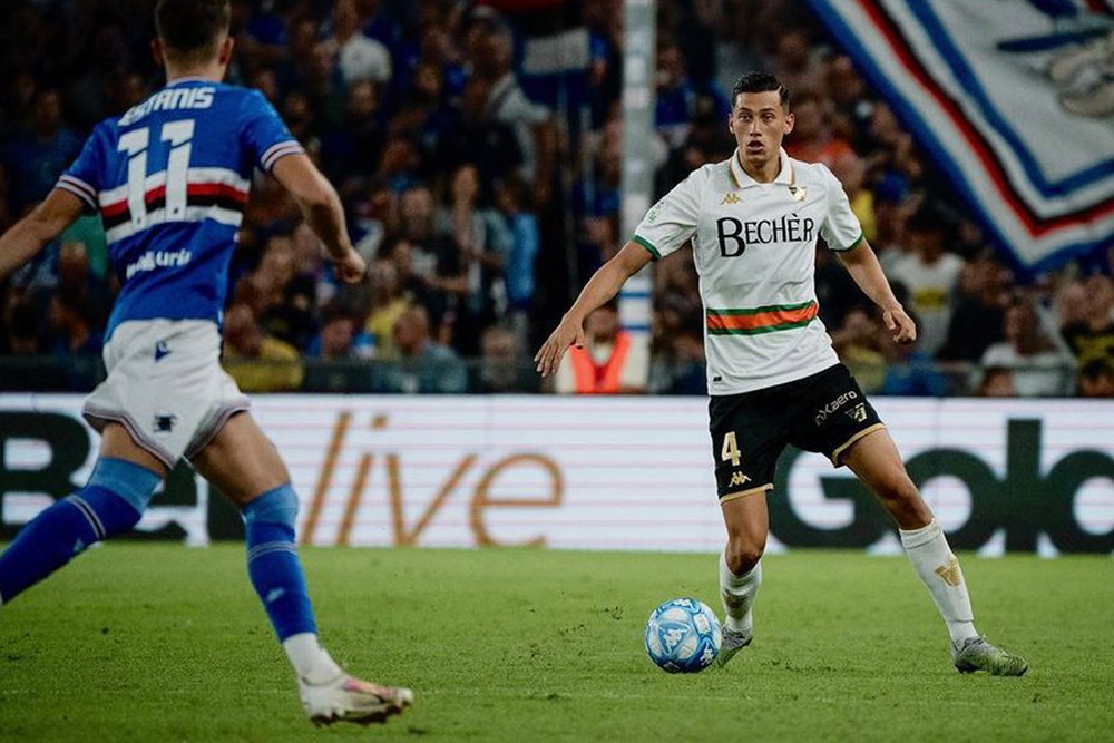 Indonesia: Quốc gia Đông Nam Á duy nhất có 2 cầu thủ thi đấu tại Top 5 giải đấu hàng đầu châu Âu - Ảnh 1. Indonesia: Quốc gia Đông Nam Á duy nhất có 2 cầu thủ thi đấu tại Top 5 giải đấu hàng đầu châu Âu - Ảnh 1.