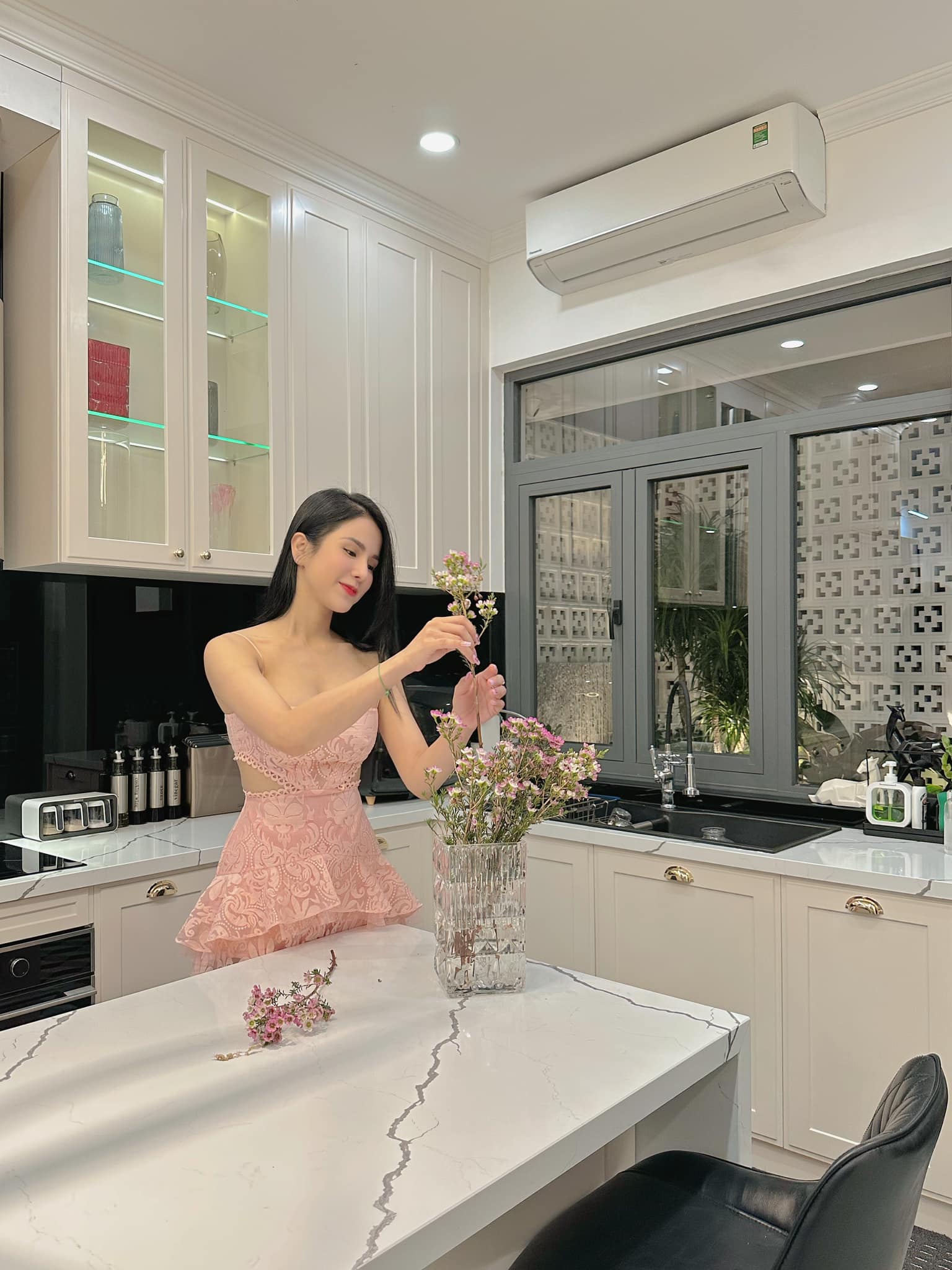 32578813116900348114160787099450597211087597n-16824734734392088569453