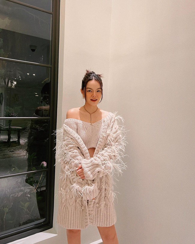 Khi chị em xương máu đụng hàng: 'Mẹ 3 con' Phạm Quỳnh Anh lấn át Đông Nhi - Diệu Nhi nhờ một ưu điểm 'khét lẹt'? - Ảnh 1. Khi chị em xương máu đụng hàng: 'Mẹ 3 con' Phạm Quỳnh Anh lấn át Đông Nhi - Diệu Nhi nhờ một ưu điểm 'khét lẹt'? - Ảnh 1.