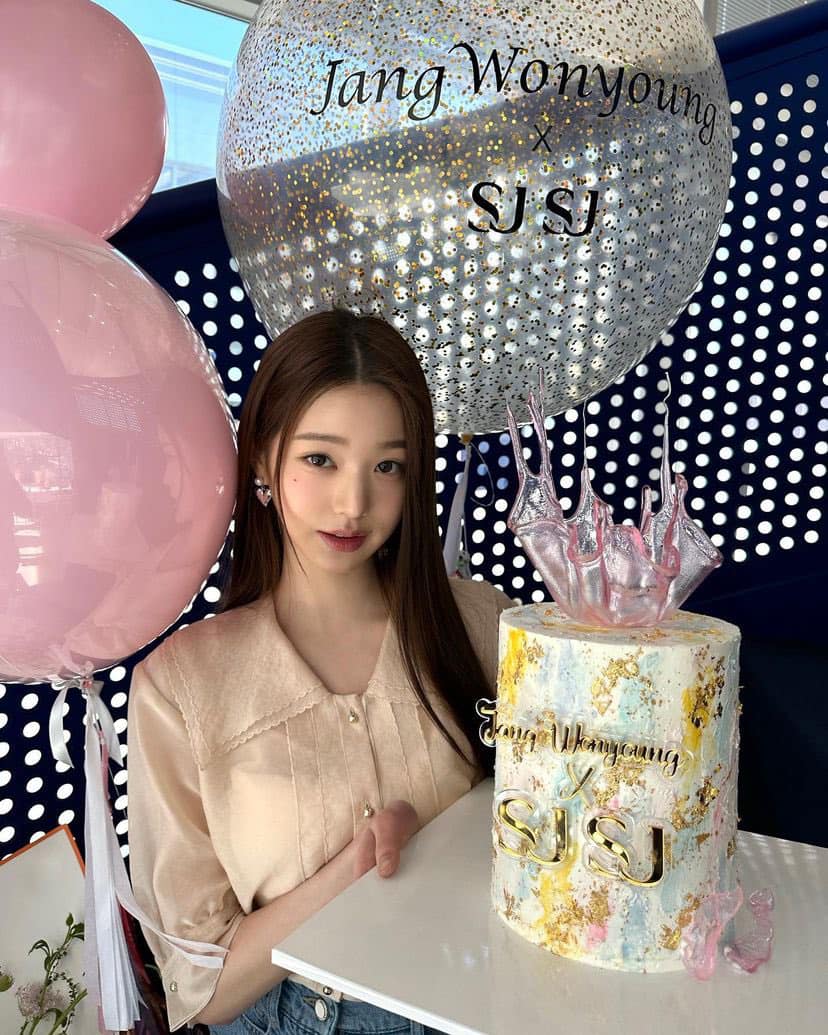 32986830434920345443762901335182883706426343n-1678598657321183454246