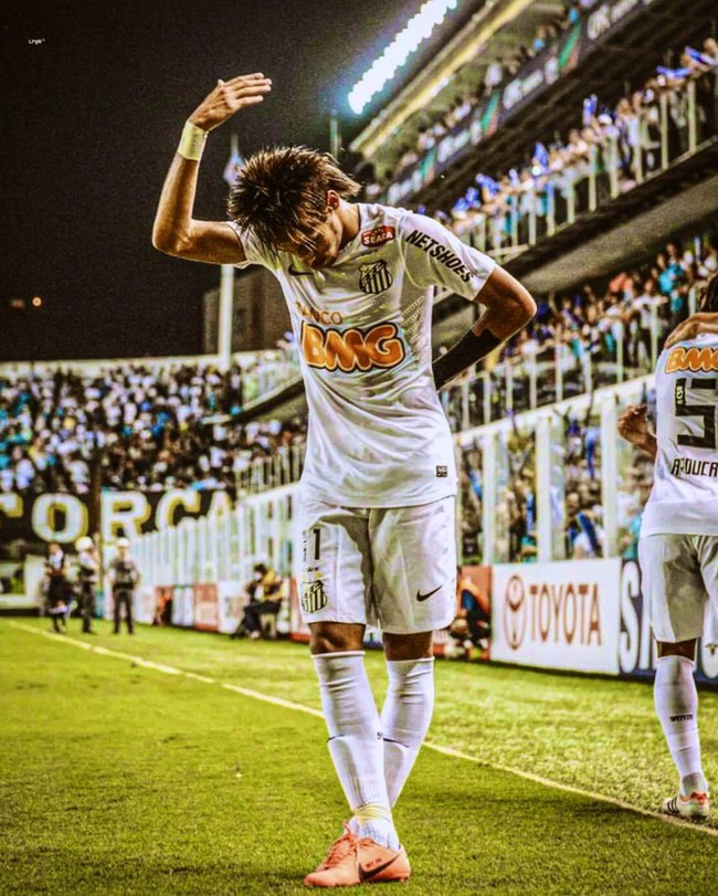 Santos- đội bóng của Pele và Neymar, xuống hạng lần đầu tiên trong lịch sử 111 năm - Ảnh 5.