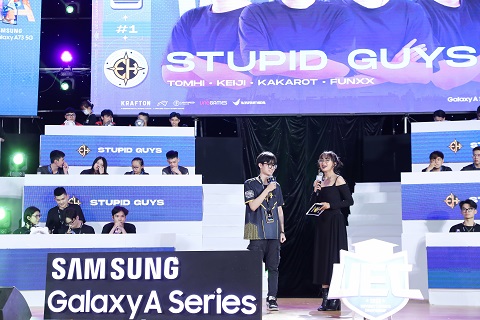 5b02115d20420-20minhnghi Chú thích ảnh