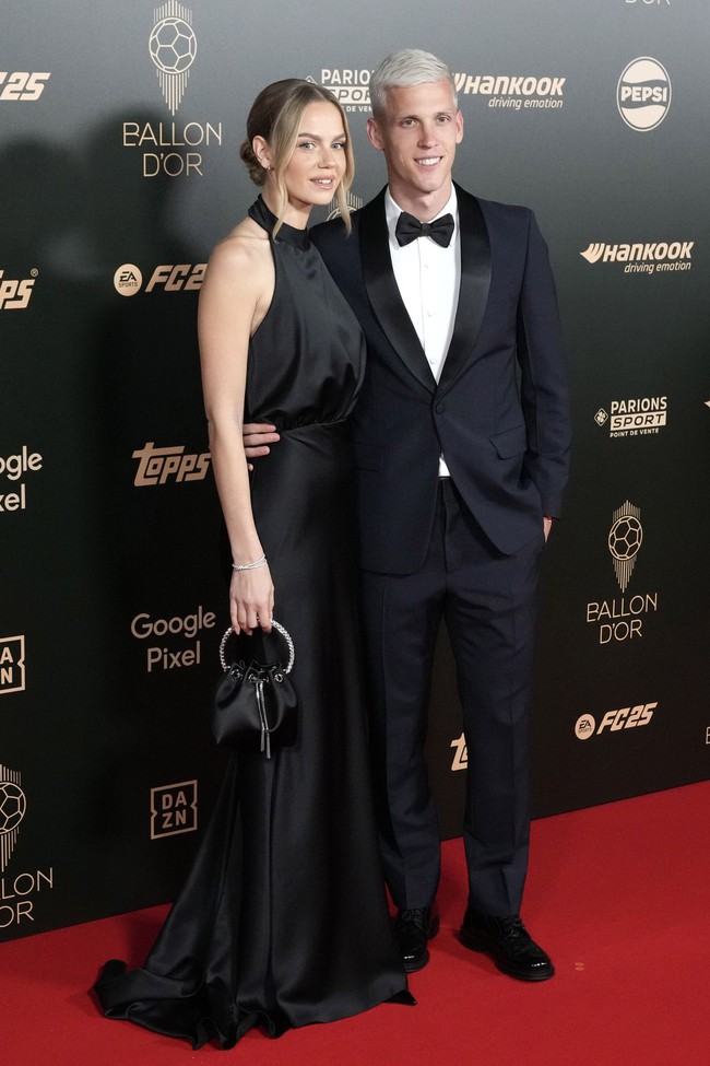 Những bóng hồng khoe sắc ở thảm đỏ Quả bóng Vàng 2024 - Ảnh 13. Những bóng hồng khoe sắc ở thảm đỏ Quả bóng Vàng 2024 - Ảnh 13.