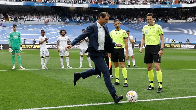 Những cổ động viên siêu nổi tiếng của bóng đá - Ảnh 1. Những cổ động viên siêu nổi tiếng của bóng đá - Ảnh 1.