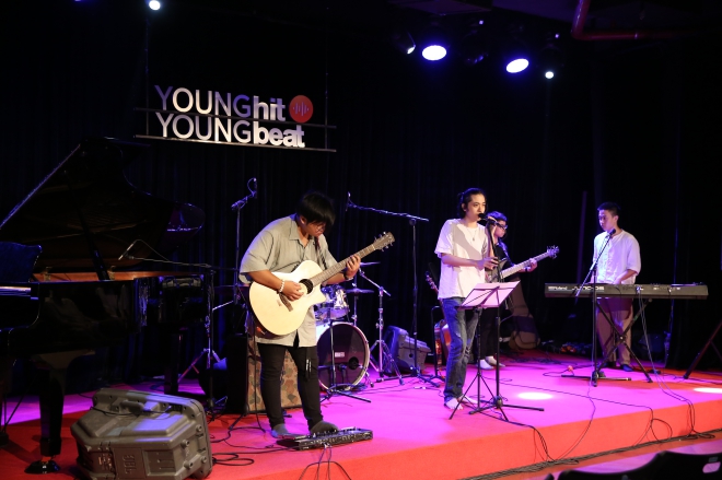 bluemato_fotor Chú thích ảnh