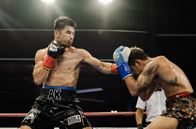 "Đại chiến" Việt Nam – Thái Lan trên sàn võ - Ảnh 2.