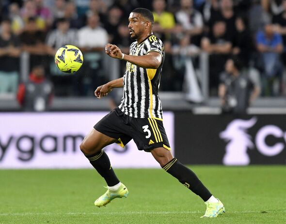 Tin nóng chuyển nhượng 20/6: Pep tiết lộ về cơ hội chiêu mộ Mbappe, Mourinho muốn 'cuỗm' SAO Arsenal - Ảnh 5. Tin nóng chuyển nhượng 20/6: Pep tiết lộ về cơ hội chiêu mộ Mbappe, Mourinho muốn 'cuỗm' SAO Arsenal - Ảnh 5.