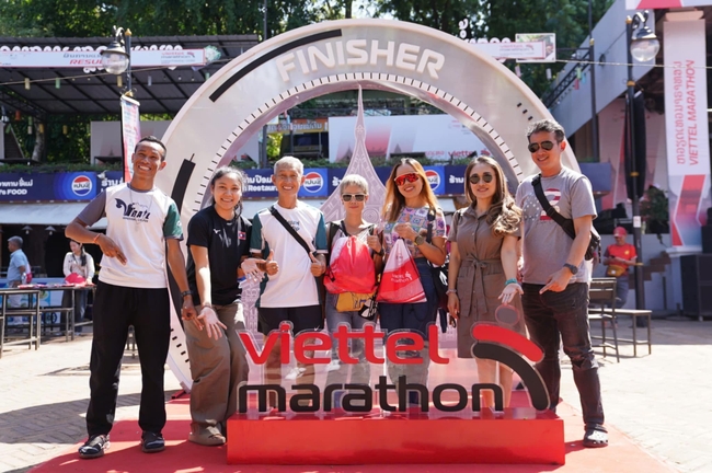 Viettel Marathon 2024 chính thức khai mạc tại Luang Prabang - Ảnh 4.