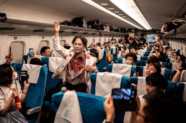 Trải nghiệm “chuyến tàu ma” tại Nhật Bản nhân mùa Halloween - Ảnh 1. Trải nghiệm “chuyến tàu ma” tại Nhật Bản nhân mùa Halloween - Ảnh 1.