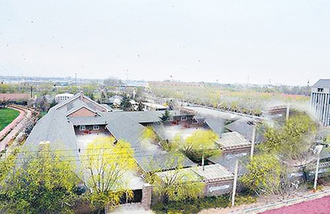 Lưu Diệc Phi: Có cả dàn xe sang, sở hữu hàng ngàn tỷ đồng nhưng vẫn dùng đồ cũ - Ảnh 2.