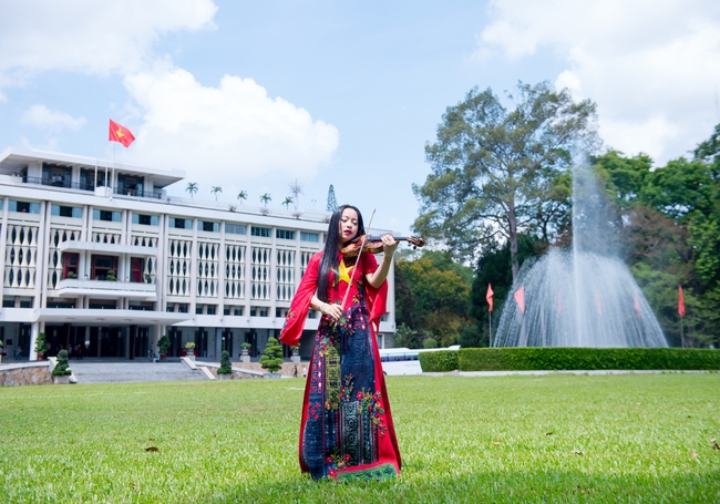 Nhạc Việt ngày nay - Nghê sĩ violin Trịnh Minh Hiền: Góp nét riêng vào 'ngôi nhà' chung - Ảnh 5. Nhạc Việt ngày nay - Nghê sĩ violin Trịnh Minh Hiền: Góp nét riêng vào 'ngôi nhà' chung - Ảnh 5.