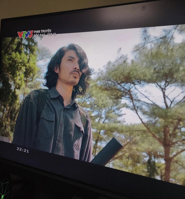 Sát thủ Tiến 'tỉa' phim 'Độc đạo' hóa ra từng là 'thân tín' của Sơn Tùng MTP với câu thoại 'chất lừ' - Ảnh 1. Sát thủ Tiến 'tỉa' phim 'Độc đạo' hóa ra từng là 'thân tín' của Sơn Tùng MTP với câu thoại 'chất lừ' - Ảnh 1.