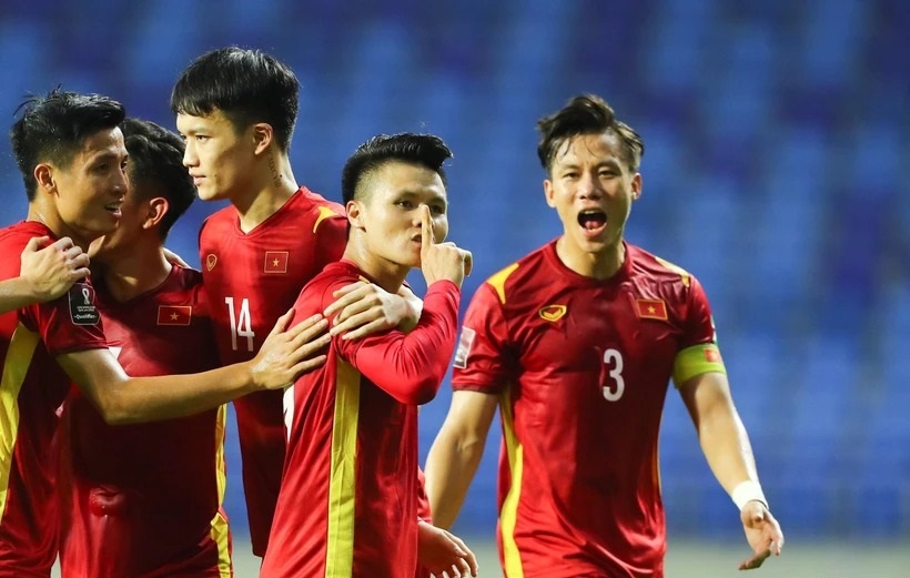 ĐT Việt Nam thắng 4-0 Indonesia tại Mỹ Đình, xuất sắc giành ngôi đầu vòng loại World Cup - Ảnh 2. ĐT Việt Nam thắng 4-0 Indonesia tại Mỹ Đình, xuất sắc giành ngôi đầu vòng loại World Cup - Ảnh 2.