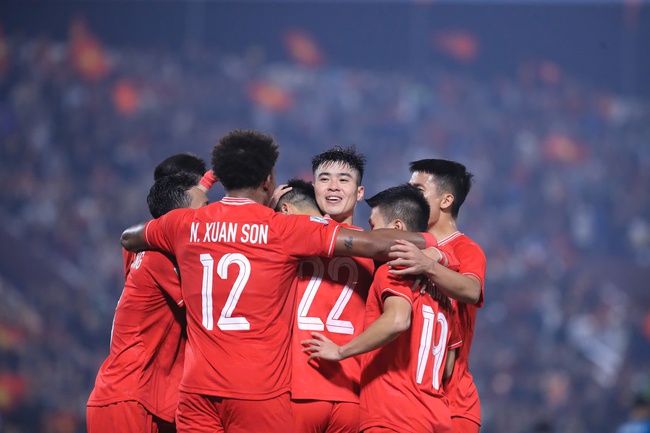 Duy Mạnh lý giải vì sao HLV Kim Sang Sik không chọn Quế Ngọc Hải cho ASEAN Cup 2024 - Ảnh 2. Duy Mạnh lý giải vì sao HLV Kim Sang Sik không chọn Quế Ngọc Hải cho ASEAN Cup 2024 - Ảnh 2.