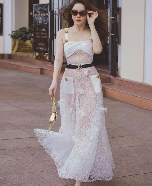 Sao Việt 21/7: Dàn sao Việt dự tiệc chúc mừng thôi nôi con trai Phạm Quỳnh Anh, Trường Giang đổi nghề làm thợ hớt tóc - Ảnh 7. Sao Việt 21/7: Dàn sao Việt dự tiệc chúc mừng thôi nôi con trai Phạm Quỳnh Anh, Trường Giang đổi nghề làm thợ hớt tóc - Ảnh 7.