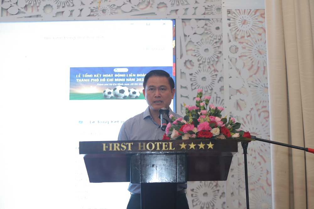 Bóng đá TP.HCM tưng bừng tổng kết thành tựu - Ảnh 1. Bóng đá TP.HCM tưng bừng tổng kết thành tựu - Ảnh 1.