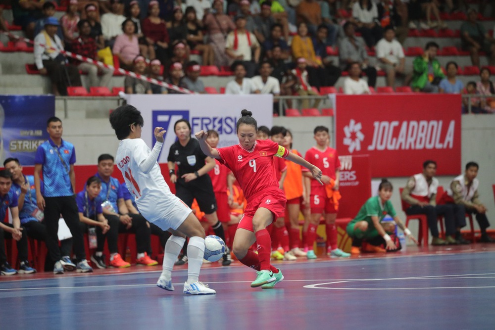 Link xem trực tiếp bóng đá futsal nữ Việt Nam vs Macau 14h30 17/1, vòng loại Futsal Nữ châu Á 2025 - Ảnh 1. Link xem trực tiếp bóng đá futsal nữ Việt Nam vs Macau 14h30 17/1, vòng loại Futsal Nữ châu Á 2025 - Ảnh 1.