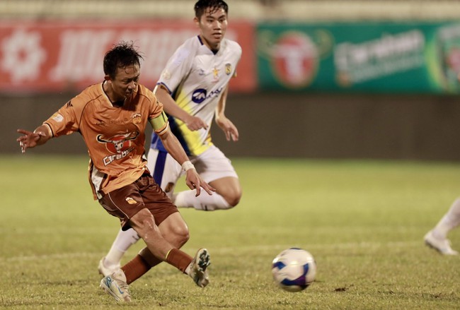 CHÍNH THỨC: Var cho ‘đại chiến’ HAGL gặp Nam Định cùng 5 cặp đấu khác - Ảnh 1. CHÍNH THỨC: Var cho ‘đại chiến’ HAGL gặp Nam Định cùng 5 cặp đấu khác - Ảnh 1.