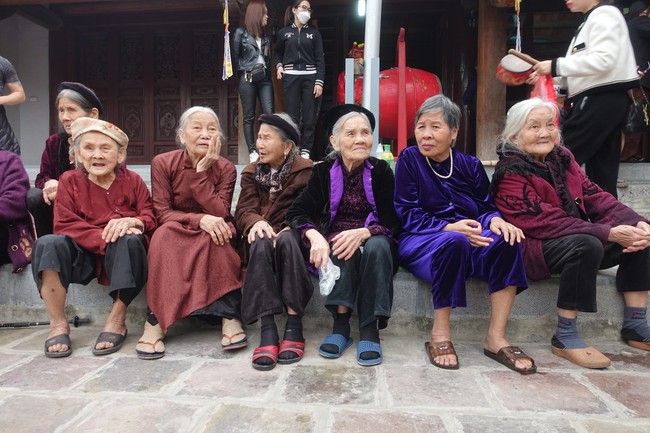 Tản văn Cuối tuần: Thấm thía hội làng - Ảnh 3. Tản văn Cuối tuần: Thấm thía hội làng - Ảnh 3.