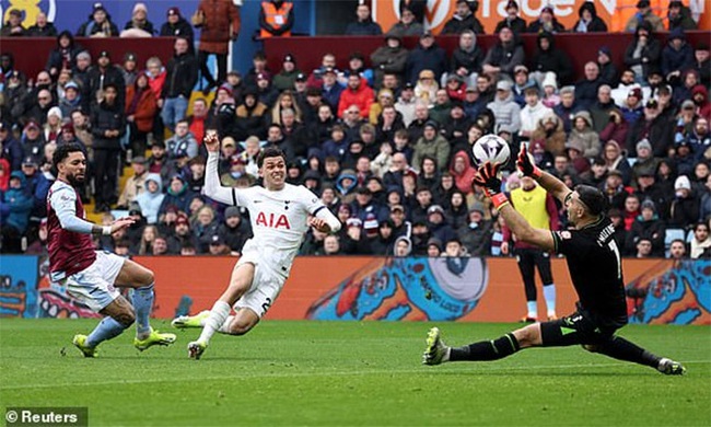 Son Heung Min rực sáng, Tottenham bắn sập Villa Park, bỏ xa MU trong cuộc đua Top 4 - Ảnh 3. Son Heung Min rực sáng, Tottenham bắn sập Villa Park, bỏ xa MU trong cuộc đua Top 4 - Ảnh 3.
