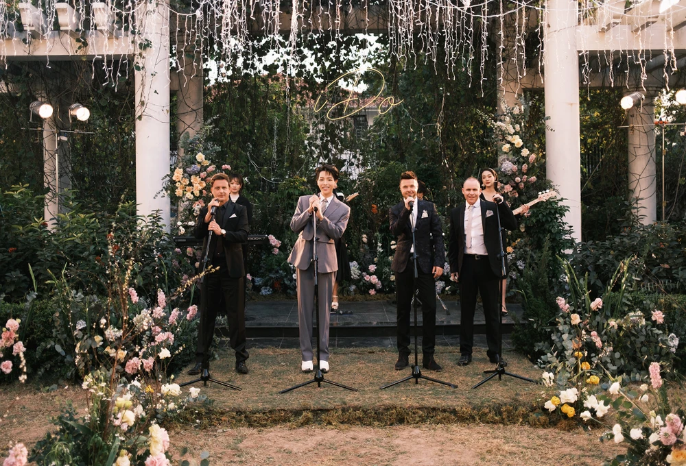 Không chỉ vươn tầm thế giới, MV của Đức Phúc - 911 đại thắng Vpop năm 2023 - Ảnh 2. Không chỉ vươn tầm thế giới, MV của Đức Phúc - 911 đại thắng Vpop năm 2023 - Ảnh 2.