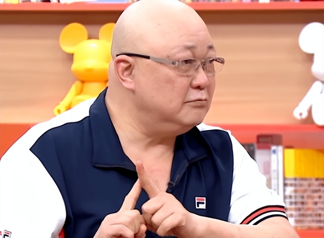 (Bài đăng Chủ nhật) Kim Siêu Quần: Từ "Bao Thanh Thiên" đến cuộc chiến với bệnh tật - Ảnh 10.