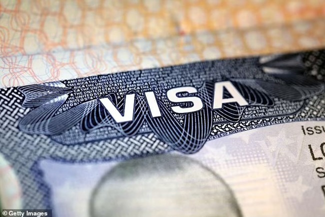 Liam Payne gặp rắc rối khi xin thị thực Mỹ do chứng nghiện ma túy và rượu - Ảnh 3. Liam Payne gặp rắc rối khi xin thị thực Mỹ do chứng nghiện ma túy và rượu - Ảnh 3.