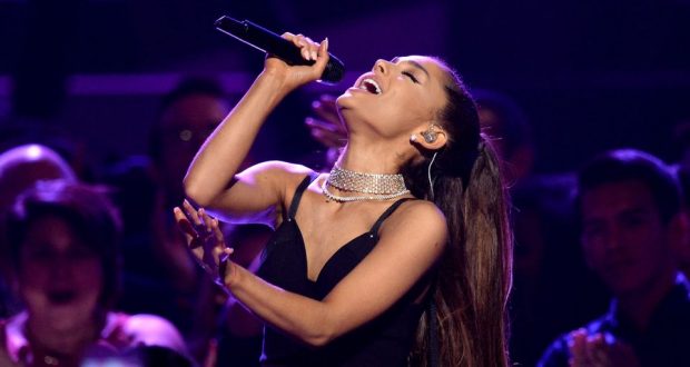 manchester20adriana20grande204 Chú thích ảnh