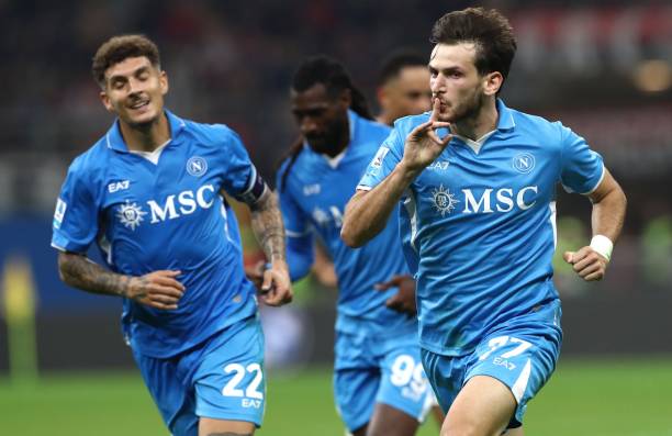 Napoli sẽ giành trọn 3 điểm trước Roma? Napoli sẽ giành trọn 3 điểm trước Roma?