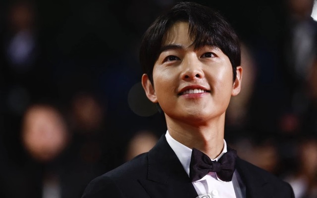 Con trai mới sinh của Song Joong Ki đang gây sốt vì một lý do bất ngờ 'không thể tin nổi' - Ảnh 4. Con trai mới sinh của Song Joong Ki đang gây sốt vì một lý do bất ngờ 'không thể tin nổi' - Ảnh 4.