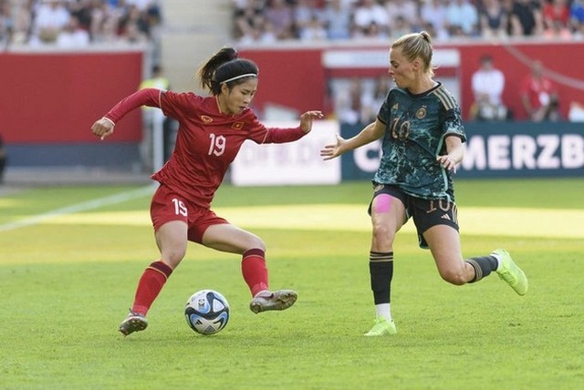 Thanh Nhã ghi bàn thắng lịch sử cho ĐT Việt Nam, khiến báo châu Âu thừa nhận 'tốc độ nhanh như chớp' - Ảnh 3. Thanh Nhã ghi bàn thắng lịch sử cho ĐT Việt Nam, khiến báo châu Âu thừa nhận 'tốc độ nhanh như chớp' - Ảnh 3.