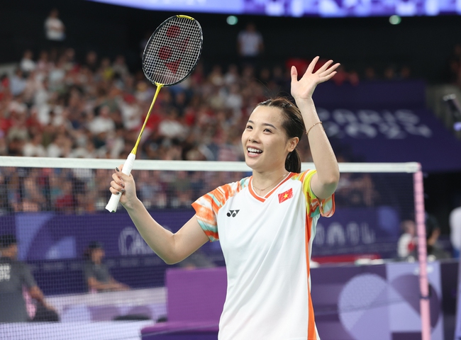 Tay vợt Thùy Linh dừng bước ở môn cầu lông: Nụ cười và tiếc nuối - Ảnh 1. Tay vợt Thùy Linh dừng bước ở môn cầu lông: Nụ cười và tiếc nuối - Ảnh 1.
