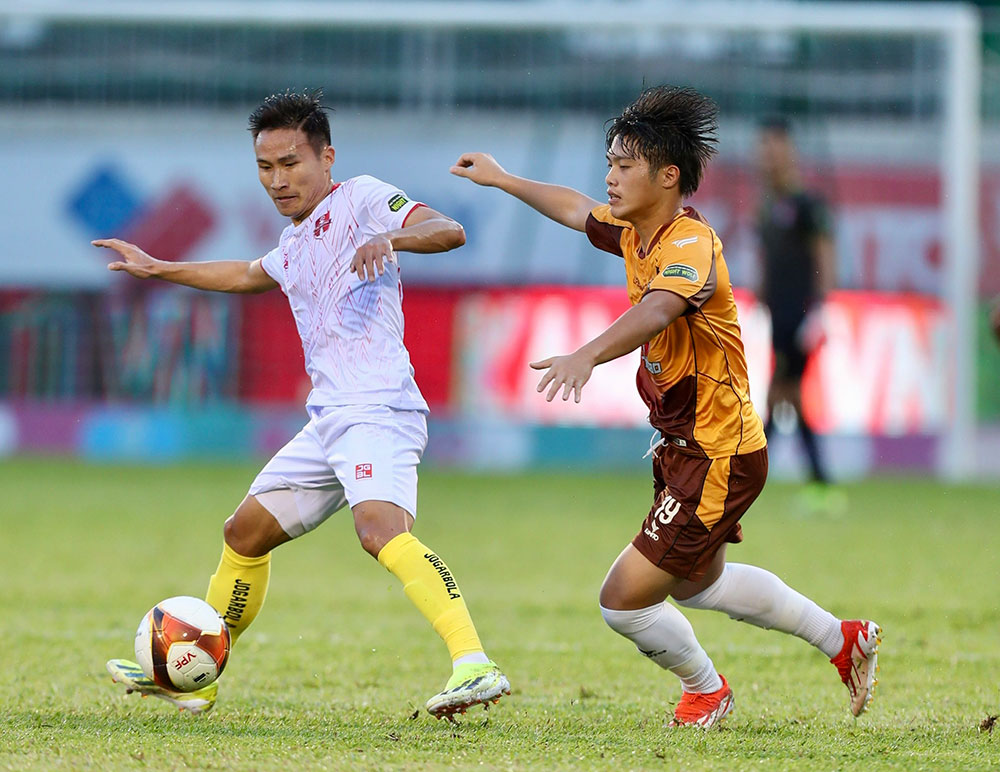 CHÍNH THỨC: Chốt 6 trận đấu có VAR tại vòng 1 V-League 2024/25 - Ảnh 2. CHÍNH THỨC: Chốt 6 trận đấu có VAR tại vòng 1 V-League 2024/25 - Ảnh 2.