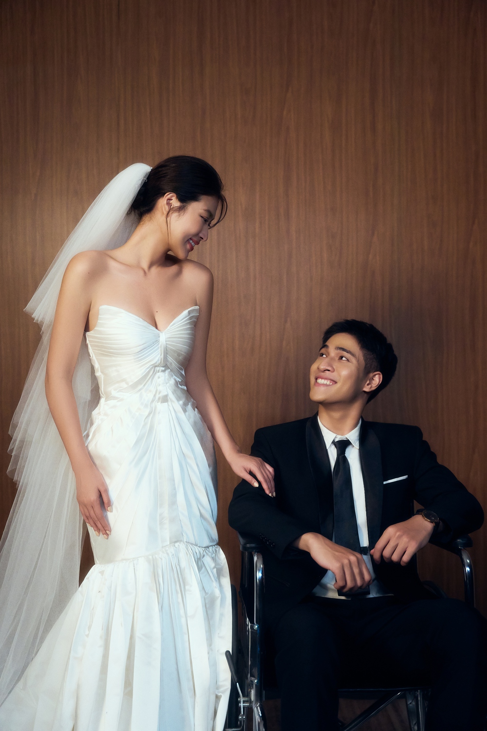 Phản ứng của Đoàn Thiên Ân trước lời ngỏ đóng MV từ Hồ Quỳnh Hương - Ảnh 2. Phản ứng của Đoàn Thiên Ân trước lời ngỏ đóng MV từ Hồ Quỳnh Hương - Ảnh 2.