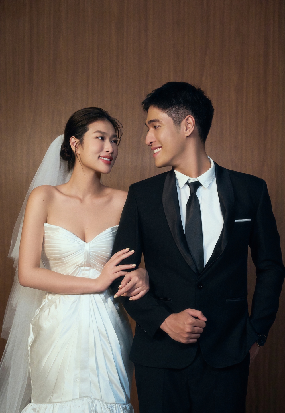 Phản ứng của Đoàn Thiên Ân trước lời ngỏ đóng MV từ Hồ Quỳnh Hương - Ảnh 4. Phản ứng của Đoàn Thiên Ân trước lời ngỏ đóng MV từ Hồ Quỳnh Hương - Ảnh 4.