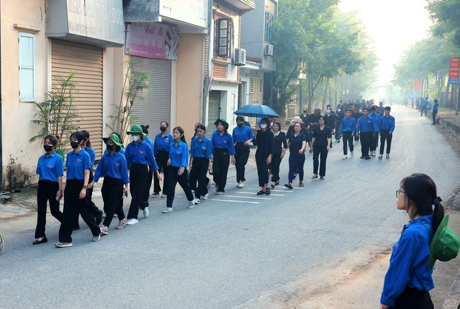 Lễ viếng Tổng Bí thư Nguyễn Phú Trọng sáng ngày 26/7 - Ảnh 2. Lễ viếng Tổng Bí thư Nguyễn Phú Trọng sáng ngày 26/7 - Ảnh 2.