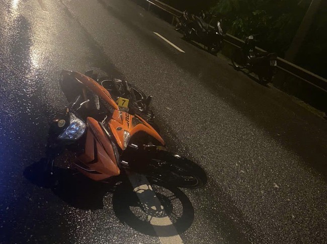 Tai nạn giao thông nghiêm trọng khiến 3 người tử vong tại chỗ - Ảnh 1.