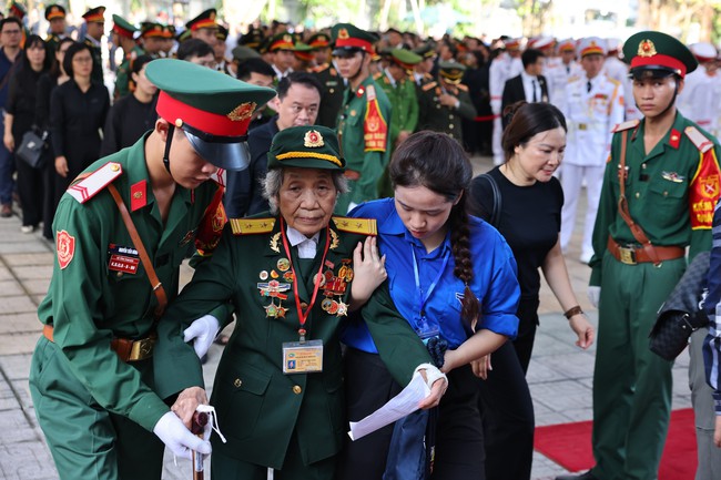 Chào tuần mới: Thêm động lực, vững niềm tin - Ảnh 3.