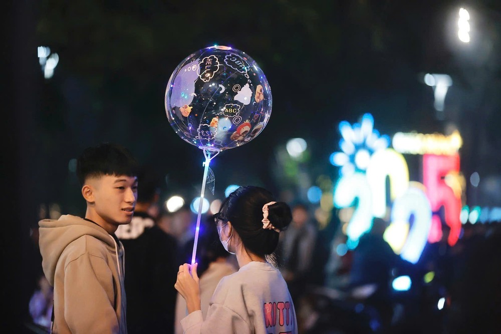 Thời tiết ngày 1/1: Ngày đầu năm mới, Bắc Bộ và Bắc Trung Bộ có nơi rét đậm, rét hại - Ảnh 1. Thời tiết ngày 1/1: Ngày đầu năm mới, Bắc Bộ và Bắc Trung Bộ có nơi rét đậm, rét hại - Ảnh 1.