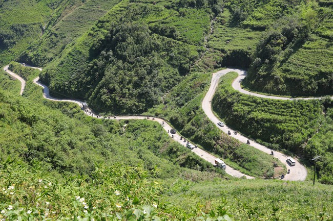 Xem xét thu phí tham quan Công viên Địa chất Cao nguyên đá Đồng Văn - Ảnh 1.