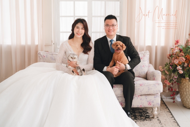 Vợ chồng Bùi Thị Ngà - Vũ Xuân Hoàng Vợ chồng Bùi Thị Ngà - Vũ Xuân Hoàng