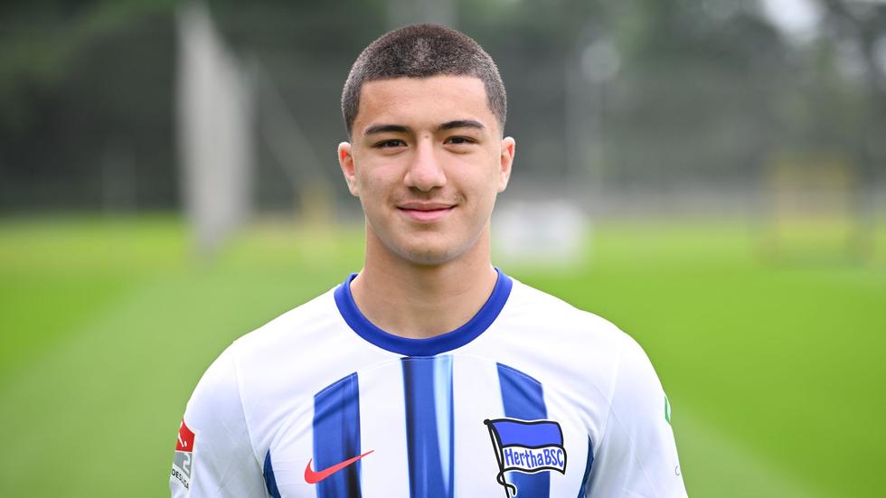 Đội hình 11 ngôi sao Việt kiều trên thế giới chờ góp sức cho ĐT Việt Nam khiến CĐV mong ngóng - Ảnh 11. Đội hình 11 ngôi sao Việt kiều trên thế giới chờ góp sức cho ĐT Việt Nam khiến CĐV mong ngóng - Ảnh 11.